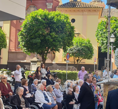 Los mayores de FUNDOMAR celebran el CORPUS